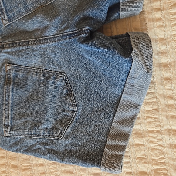 💙 Sonoma Distressed Cuffed Denim Shorts Women’s Small Mid Rise - Picture 11 of 12